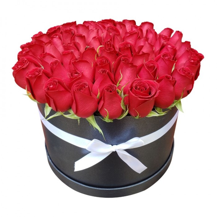 Caja negra con rosas rojas 60 piezas